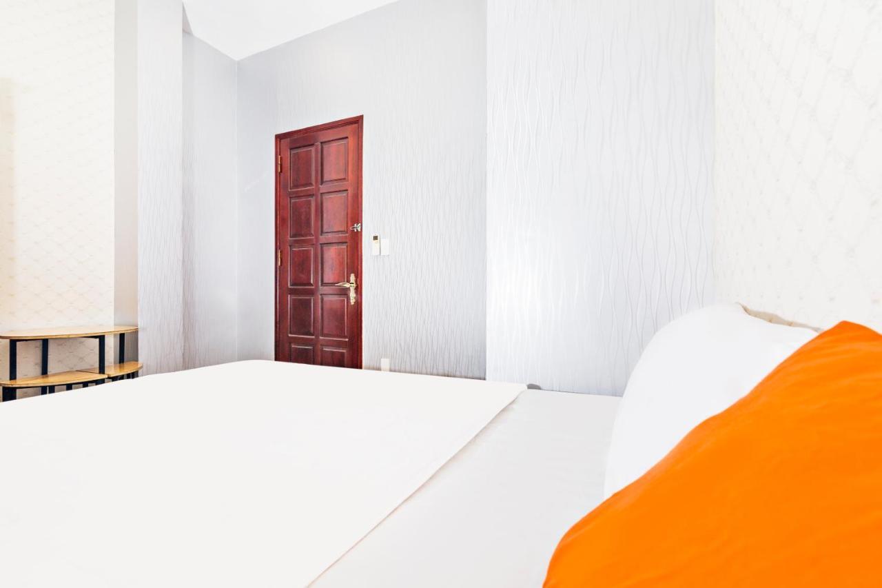 Spot On 711 Otium Hostel Дананг Экстерьер фото
